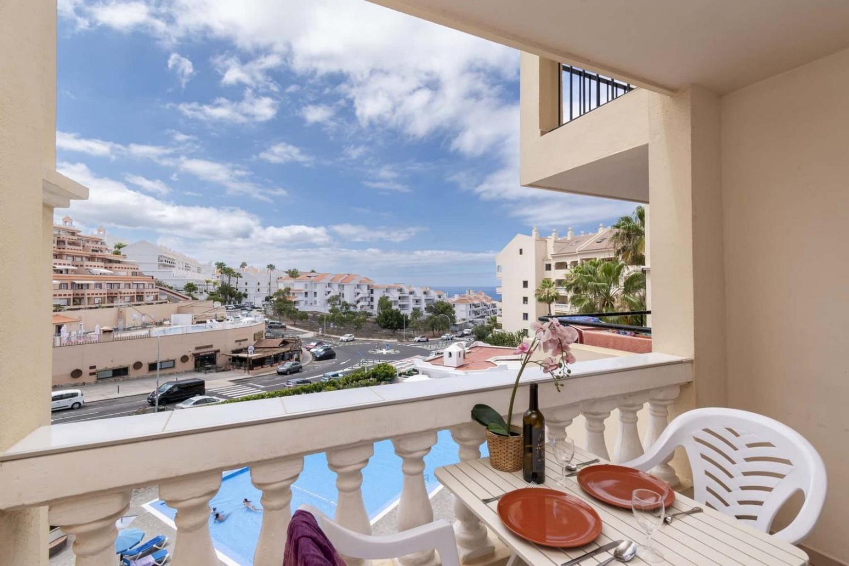 Castle Harbour 6 Apartment Los Cristianos  Exterior photo