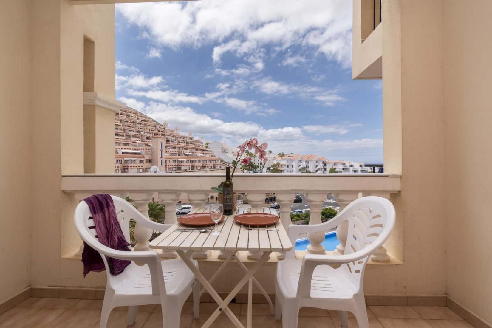 Castle Harbour 6 Apartment Los Cristianos  Exterior photo